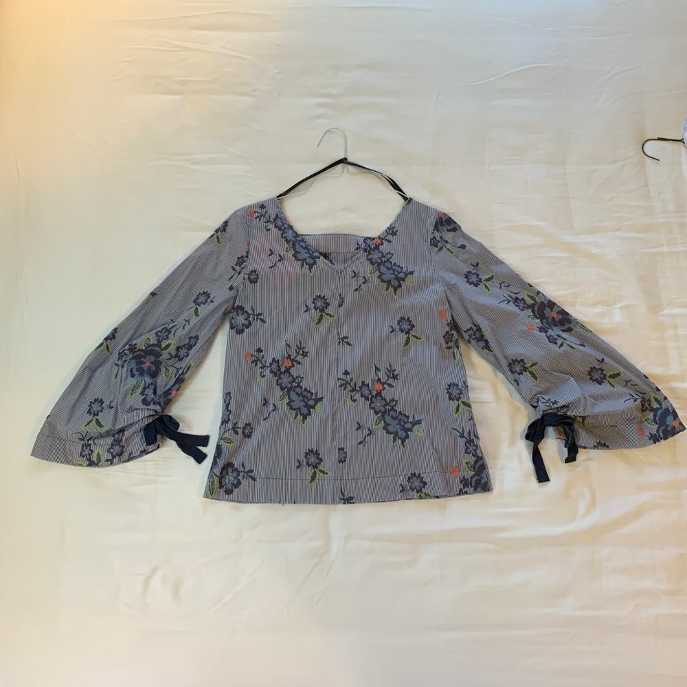 Laundry by Shelli Segal Size (6) Top Embroidered